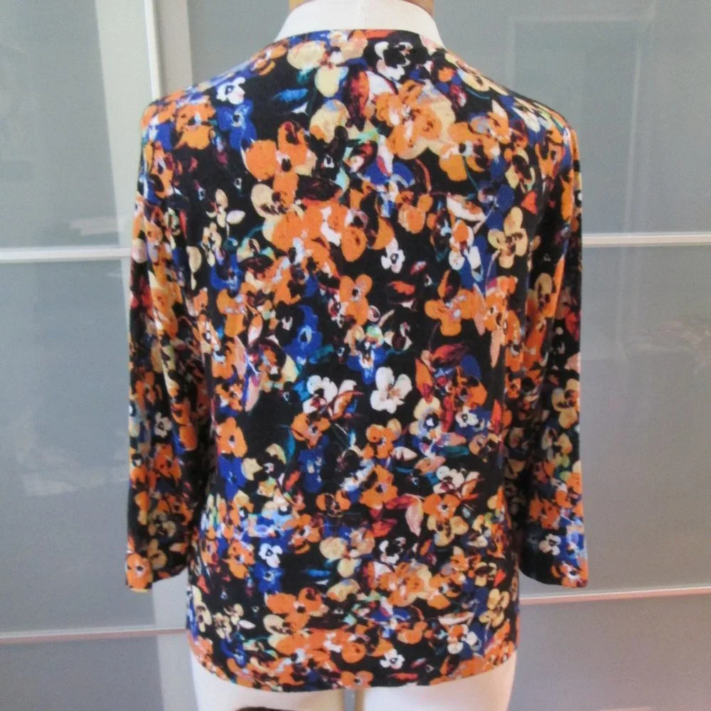 *SOLD* Karen Millen Snap Front 3/4 Sleeve Sweater - Picture 3 of 6